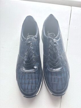 SIO maverick crocodile style embossed casual Shoes Size 13 navy blue white